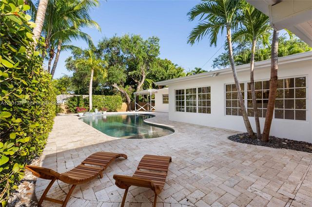 6605 SW 61st St, South Miami, FL 33143