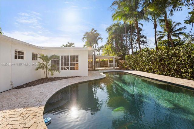 6605 SW 61st St, South Miami, FL 33143