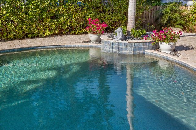 6605 SW 61st St, South Miami, FL 33143