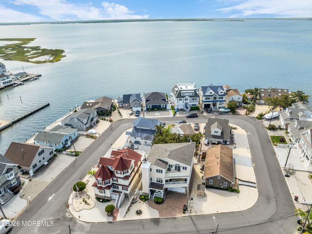 294 Monterey Circle, Lavallette, NJ 08735