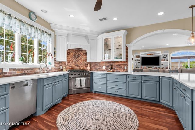294 Monterey Circle, Lavallette, NJ 08735