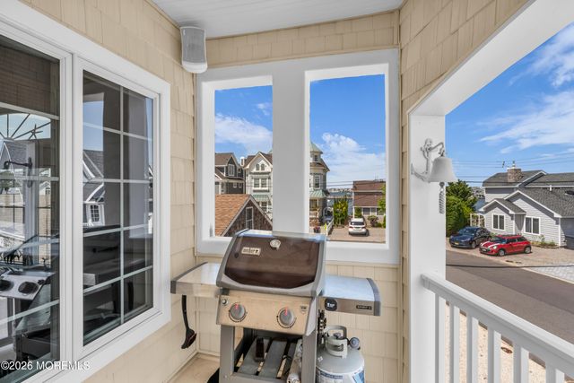 294 Monterey Circle, Lavallette, NJ 08735