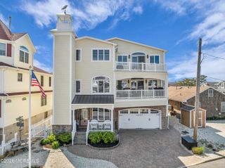 294 Monterey Circle, Lavallette, NJ 08735