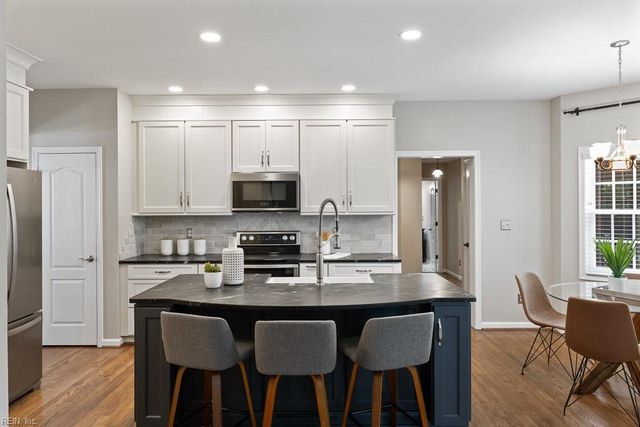 308 Turnstone DR, Suffolk, VA 23435