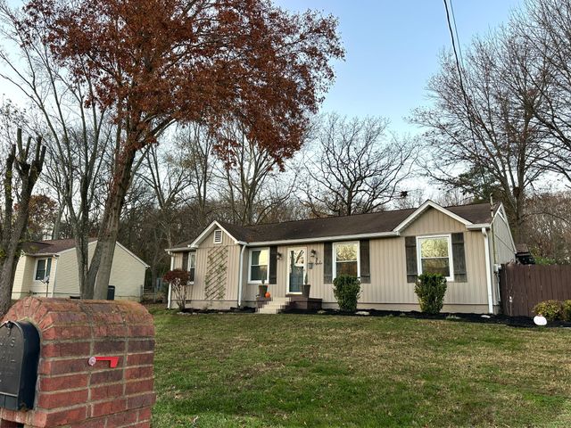 155 Timberlake Dr, Hendersonville, TN 37075