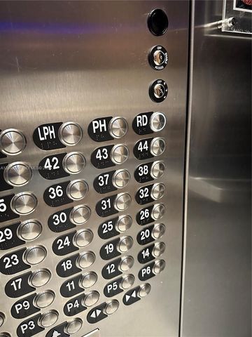 1010 Brickell Ave 4307, Miami, FL 33131