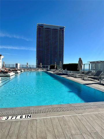 1010 Brickell Ave 4307, Miami, FL 33131