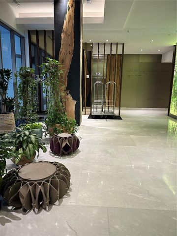 1010 Brickell Ave 4307, Miami, FL 33131