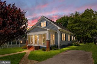 1233 DANDRIDGE ST, Fredericksburg, VA 22401