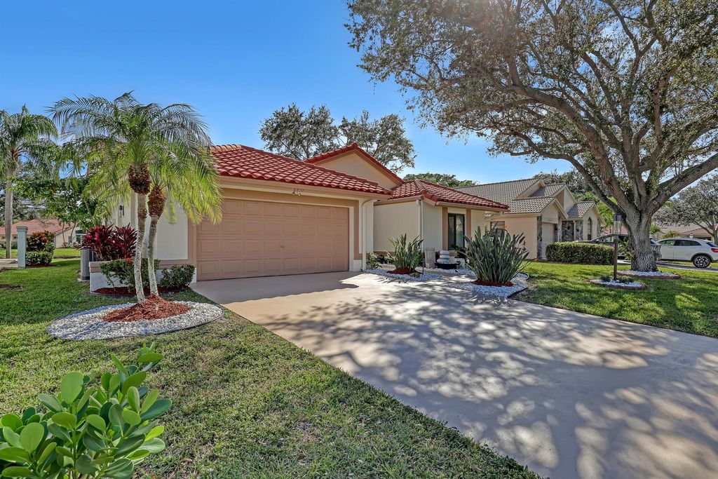 8410 Leeway Lane, Boynton Beach, FL 33436