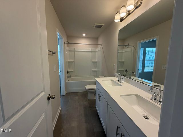 932 Clearhaven Lane, Fuquay Varina, NC 27526