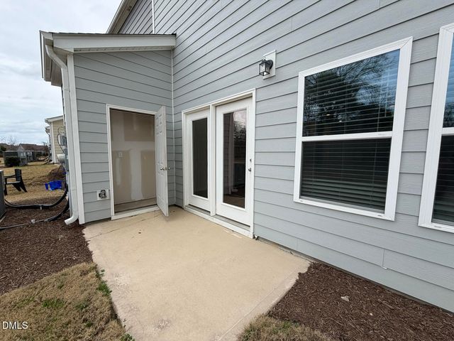 932 Clearhaven Lane, Fuquay Varina, NC 27526