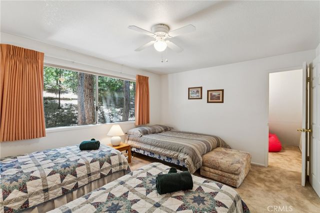 28597 Saginaw Court, Lake Arrowhead, CA 92352