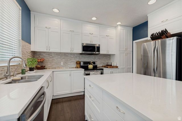 5326 W MOUNTAIN VISTA DR, West Jordan, UT 84081