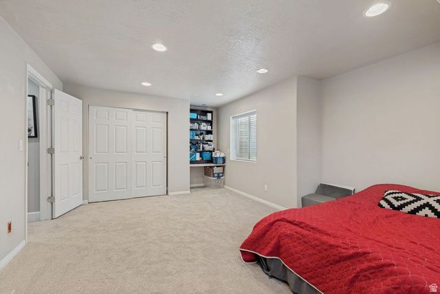5326 W MOUNTAIN VISTA DR, West Jordan, UT 84081