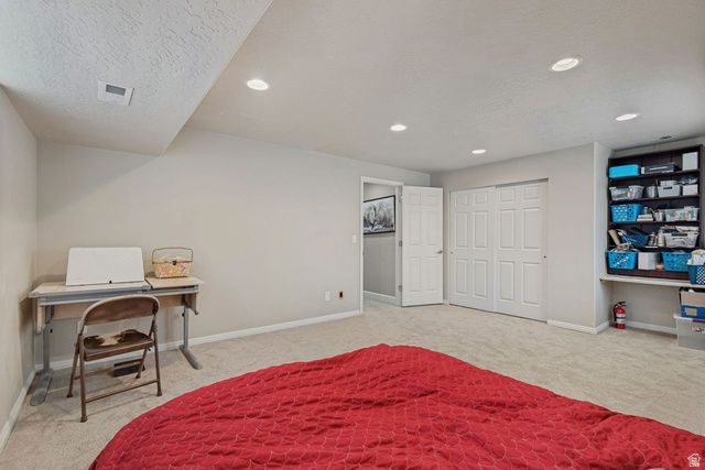 5326 W MOUNTAIN VISTA DR, West Jordan, UT 84081