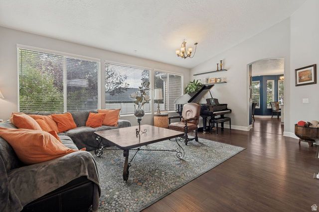 5326 W MOUNTAIN VISTA DR, West Jordan, UT 84081
