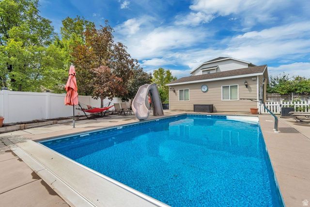 5326 W MOUNTAIN VISTA DR, West Jordan, UT 84081