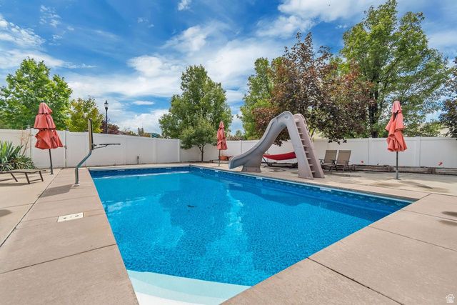 5326 W MOUNTAIN VISTA DR, West Jordan, UT 84081