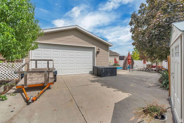 5326 W MOUNTAIN VISTA DR, West Jordan, UT 84081