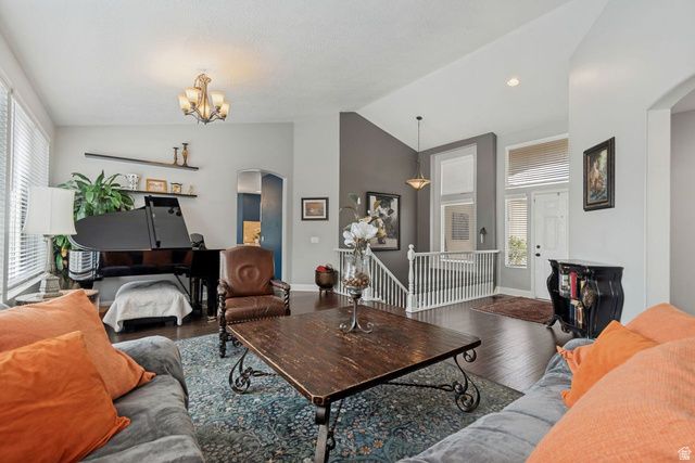 5326 W MOUNTAIN VISTA DR, West Jordan, UT 84081