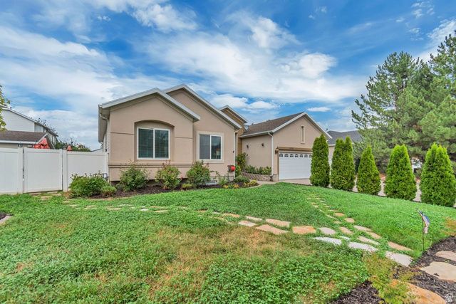 5326 W MOUNTAIN VISTA DR, West Jordan, UT 84081