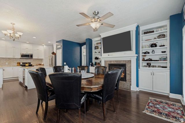 5326 W MOUNTAIN VISTA DR, West Jordan, UT 84081