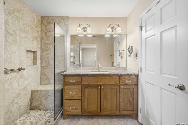 227 Southway Drive, Kerrville, TX 78028