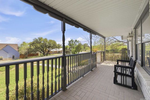 227 Southway Drive, Kerrville, TX 78028