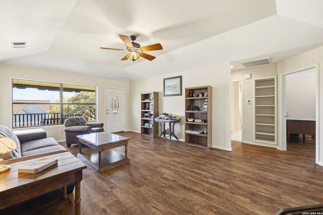 227 Southway Drive, Kerrville, TX 78028