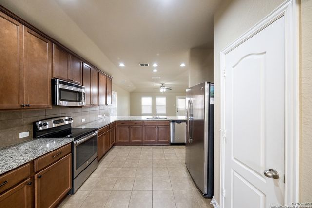 368 AMARYLLIS, New Braunfels, TX 78132