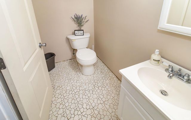 814 Dover Court, Evansville, IN 47710