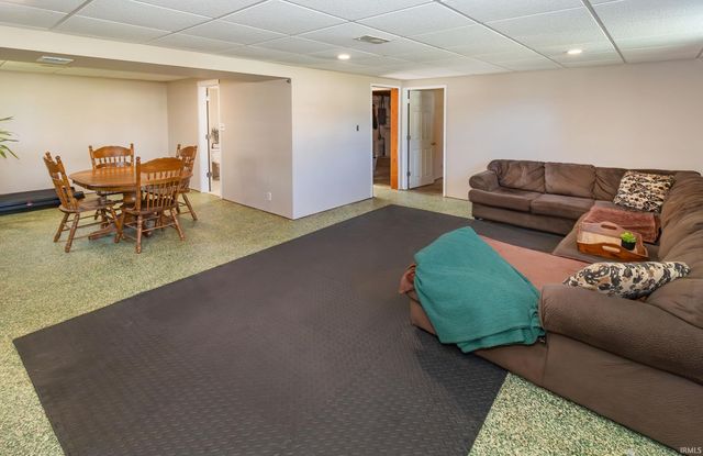 814 Dover Court, Evansville, IN 47710