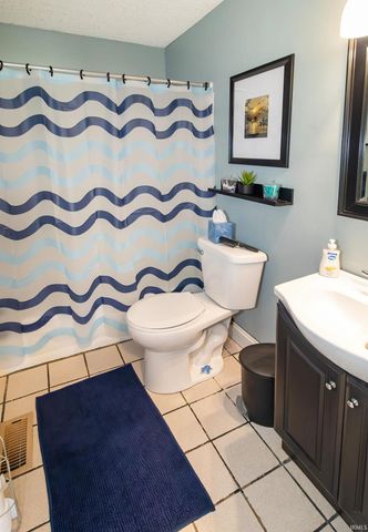 814 Dover Court, Evansville, IN 47710
