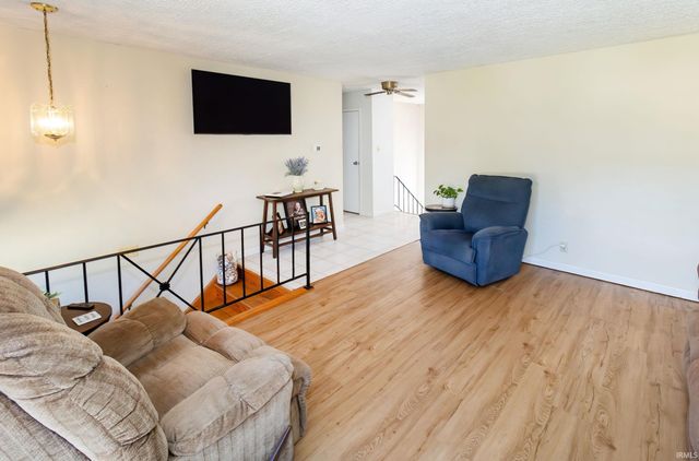 814 Dover Court, Evansville, IN 47710