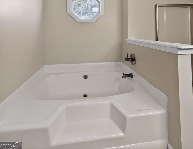 105 Solomon Drive, Ellenwood, GA 30294