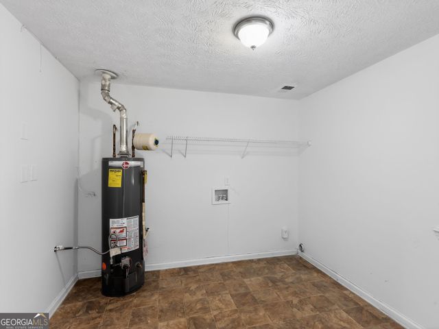 105 Solomon Drive, Ellenwood, GA 30294