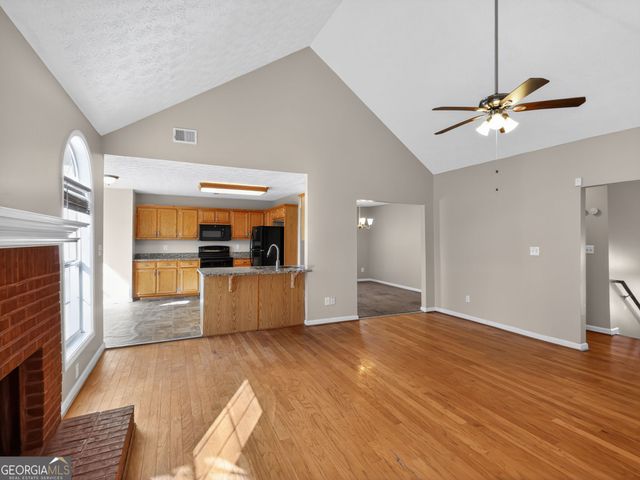 105 Solomon Drive, Ellenwood, GA 30294