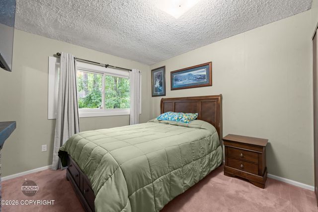 22432 Glacier View Drive, Eagle River, AK 99577