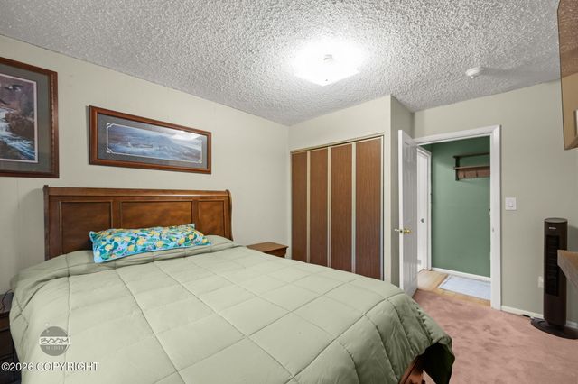 22432 Glacier View Drive, Eagle River, AK 99577