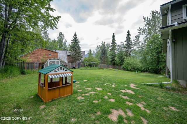 22432 Glacier View Drive, Eagle River, AK 99577