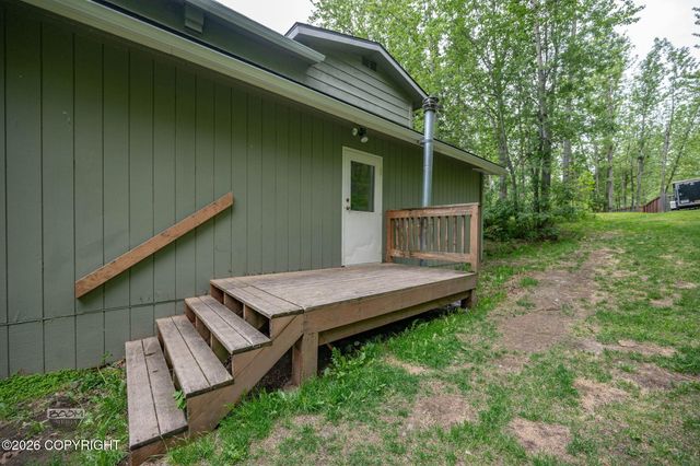 22432 Glacier View Drive, Eagle River, AK 99577