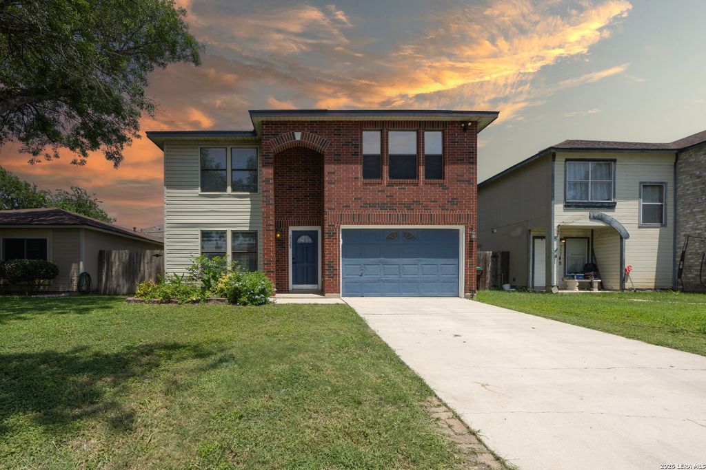 2023 MUDDY PEAK DR, San Antonio, TX 78245