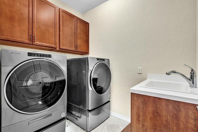 7921 NW 82nd Court, Tamarac, FL 33321