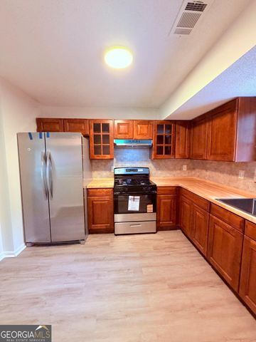 702 Redland Drive, Jonesboro, GA 30238