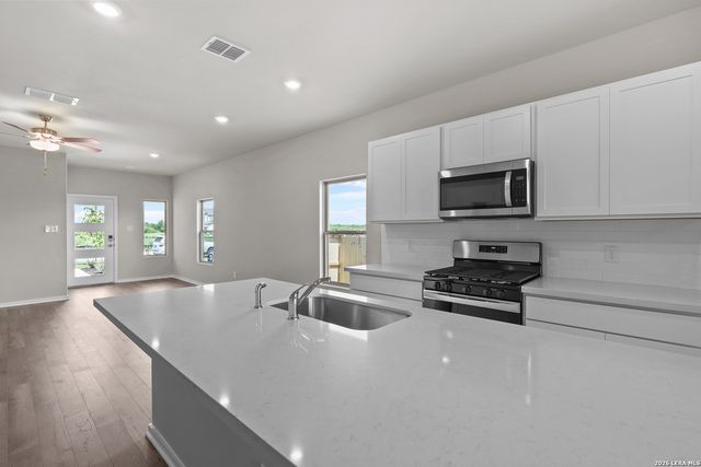 5120 Park Cape, Schertz, TX 78124