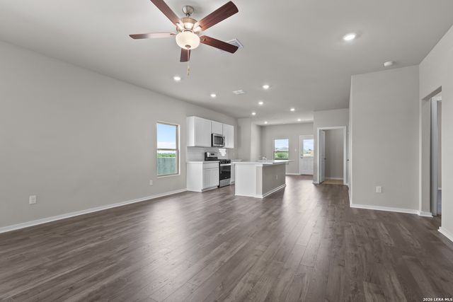 5120 Park Cape, Schertz, TX 78124