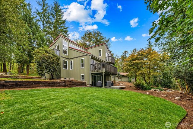 25025 NE 52nd Place, Redmond, WA 98053