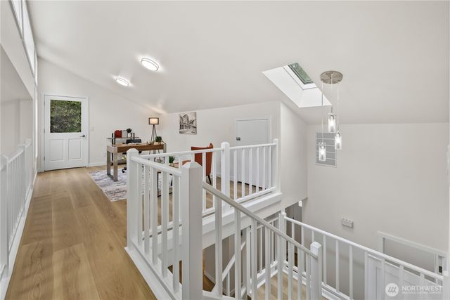 25025 NE 52nd Place, Redmond, WA 98053