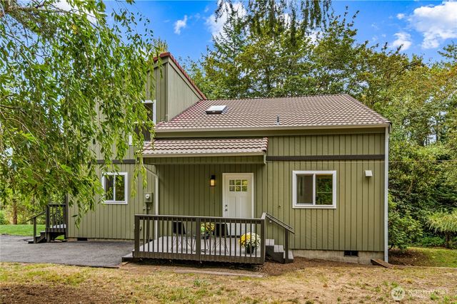 25025 NE 52nd Place, Redmond, WA 98053